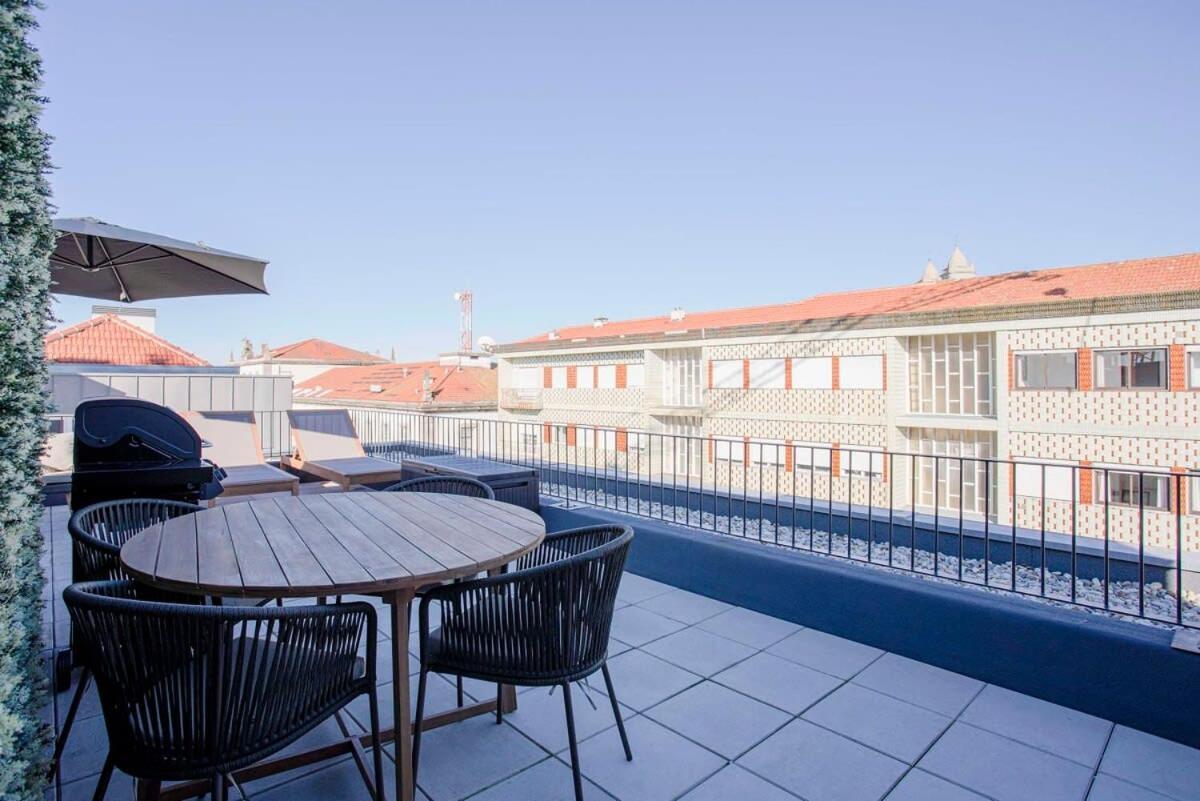Liiiving In Porto-Modern & Glam Rooftop Apartment Exterior photo